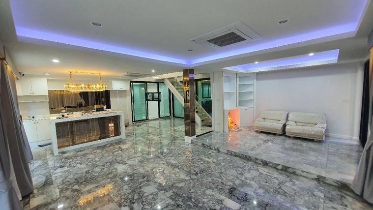 picture (Available 1 Jan25 ) House for rent in Lat Phrao, Village, Ruam Chok Subdistrict Chok Chai 4 - 34/44
