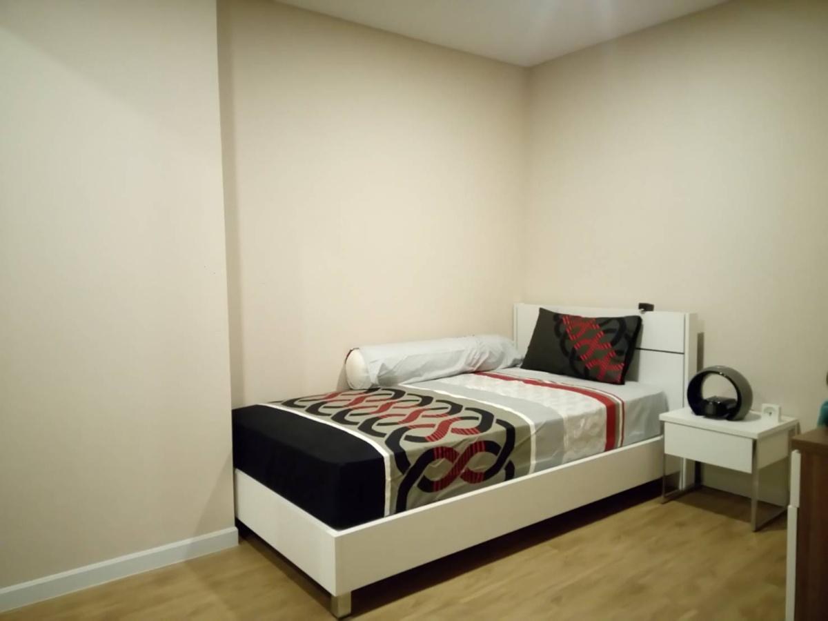 picture Condo for sale  Siamese Nang Linchee  fully furnished. - 1/9