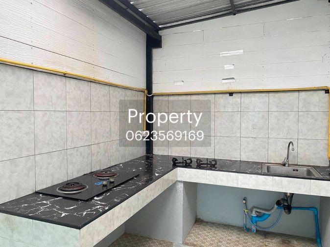 picture Townhouse for sale renovated ready move in only2m. Please add line paolin1 - 6/7