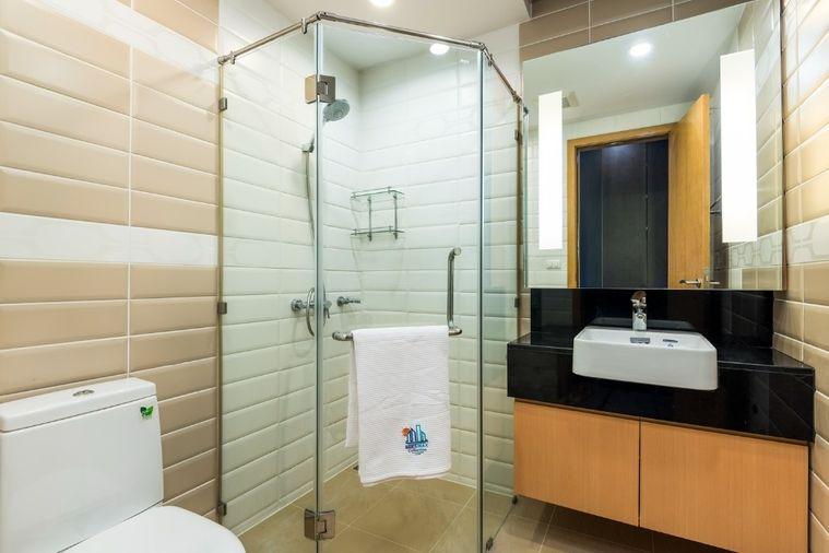 picture Circle Condominium ( tower2 ) 2 bedrooms 2 bedrooms - 8/10