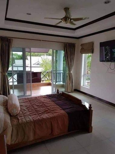 picture Single house in Pattaya, Samran Village, Bang Lamung, with swimming pool, ready to move in, Chonburi. - 5/8