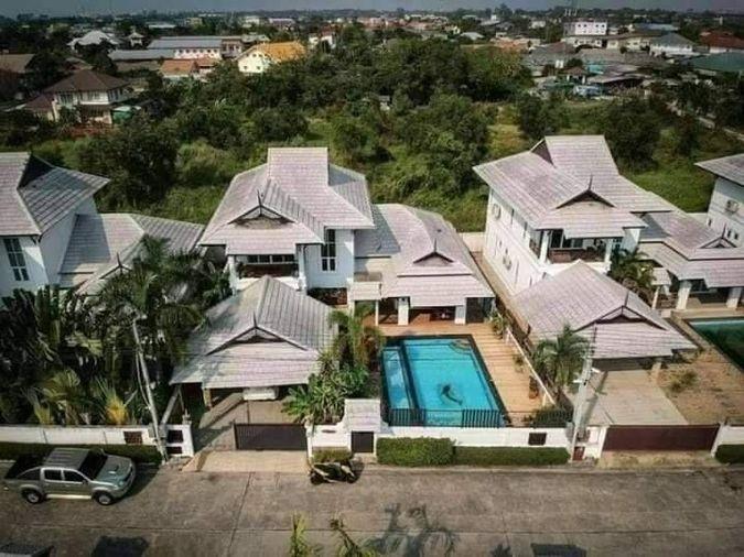 picture Single house in Pattaya, Samran Village, Bang Lamung, with swimming pool, ready to move in, Chonburi. - 7/8