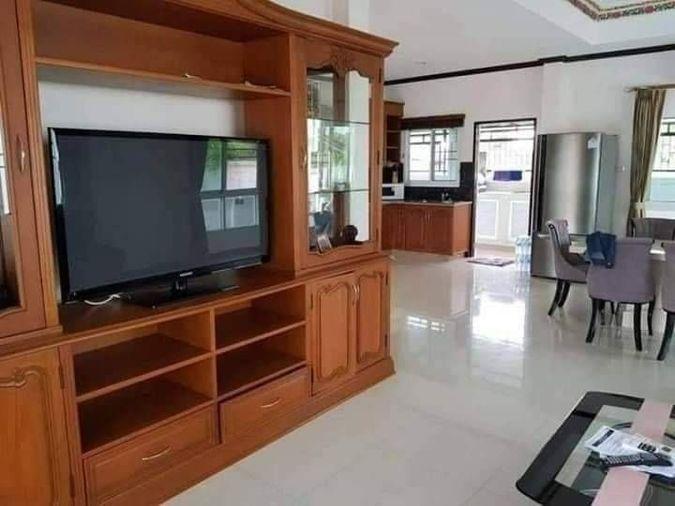 picture Single house in Pattaya, Samran Village, Bang Lamung, with swimming pool, ready to move in, Chonburi. - 3/8