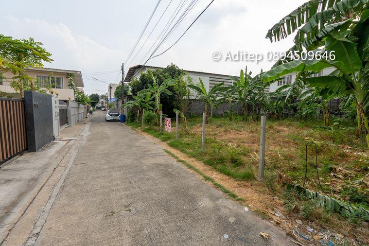 รูป ขายที่ดินลำลูกกา คูคต 112 ตรว. ที่ดินใกล้รถไฟฟ้า BTS คูคต อยู่ในเขตชุมชน ติดถนนคอนกรีต เหมาะปลูกบ้านอยู่อาศัย หรือค้าขาย เข้าออกได้หลายทาง - รูปที่ 9/28