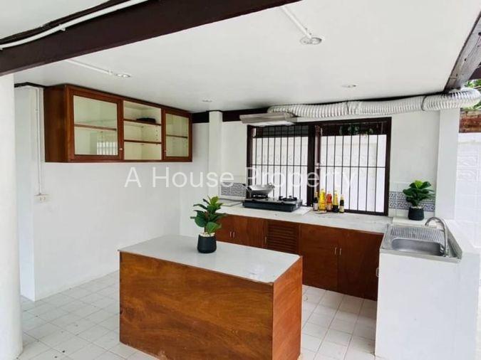 picture Second-hand house in Sriracha, mountainside, Bang Phra, resort style, Chonburi. - 9/15