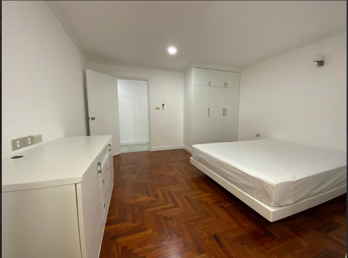 picture for rent Regent3. 3bed 240sqm.  Line id: @pfagent - 19/24