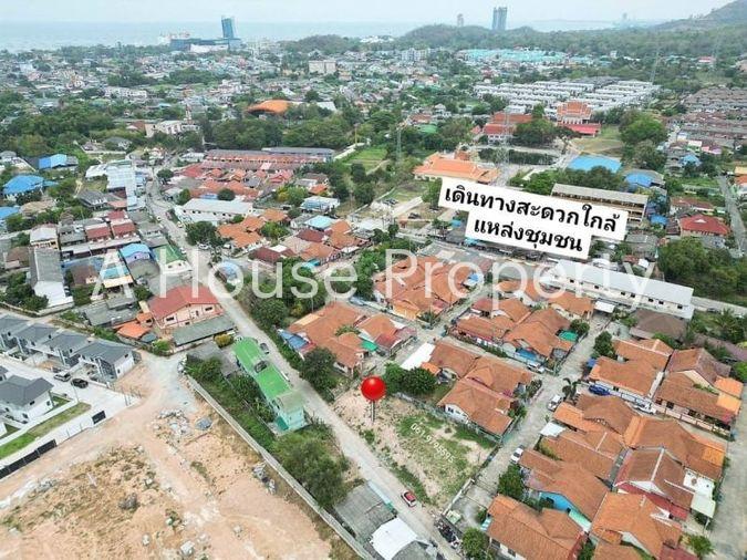 picture Land for sale, Soi Wat Wang Hin, Surasak, Sriracha, near Robinson Sriracha, Chonburi. - 4/7
