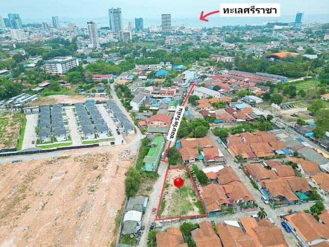 picture Land for sale, Soi Wat Wang Hin, Surasak, Sriracha, near Robinson Sriracha, Chonburi. - 3/7