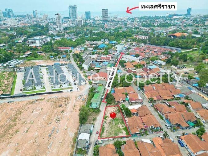 picture Land for sale, Soi Wat Wang Hin, Surasak, Sriracha, near Robinson Sriracha, Chonburi. - 3/7