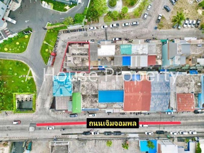 รูป ตึกอาคารพาณิชย์มือสอง ศรีราชา 2คูหาครึ่ง หัวมุม ใกล้เกาะลอยศรีราชา ชลบุรี - รูปที่ 4/12