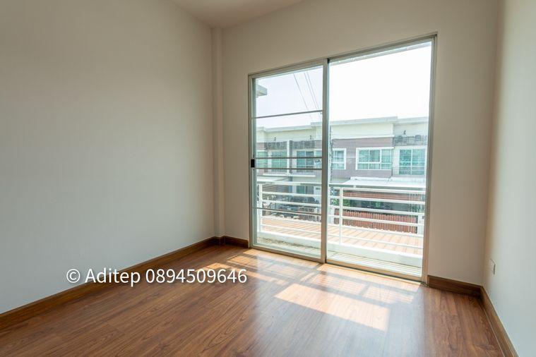 รูป ขายทาวน์เฮ้าส์ หมู่บ้านโนโววิลล์ วงแหวน-บางใหญ่ ขนาด 2 ชั้น 21 ตรว. 3 ห้องนอน 2 ห้องน้ำ บ้านรีโนเวทใหม่ พร้อมอยู่ ใกล้ทั้งถนน 345 และถนนกาญจนาภิเษก - รูปที่ 22/29