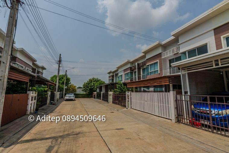 รูป ขายทาวน์เฮ้าส์ หมู่บ้านโนโววิลล์ วงแหวน-บางใหญ่ ขนาด 2 ชั้น 21 ตรว. 3 ห้องนอน 2 ห้องน้ำ บ้านรีโนเวทใหม่ พร้อมอยู่ ใกล้ทั้งถนน 345 และถนนกาญจนาภิเษก - รูปที่ 4/29