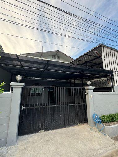 รูป ขายบ้าน 2 ชั้น ซอยสวนผัก 42 พุทธมณฑลสาย 1 ซอย 57 - รูปที่ 2/13