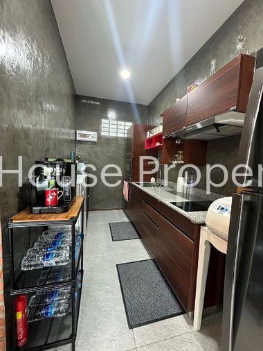 รูป ขายบ้านพัทยา ห้วยใหญ่ บางละมุง ทำเลดี ใกล้เมืองพัทยา พร้อมสระว่ายน้ำ ชลบุรี - รูปที่ 10/17