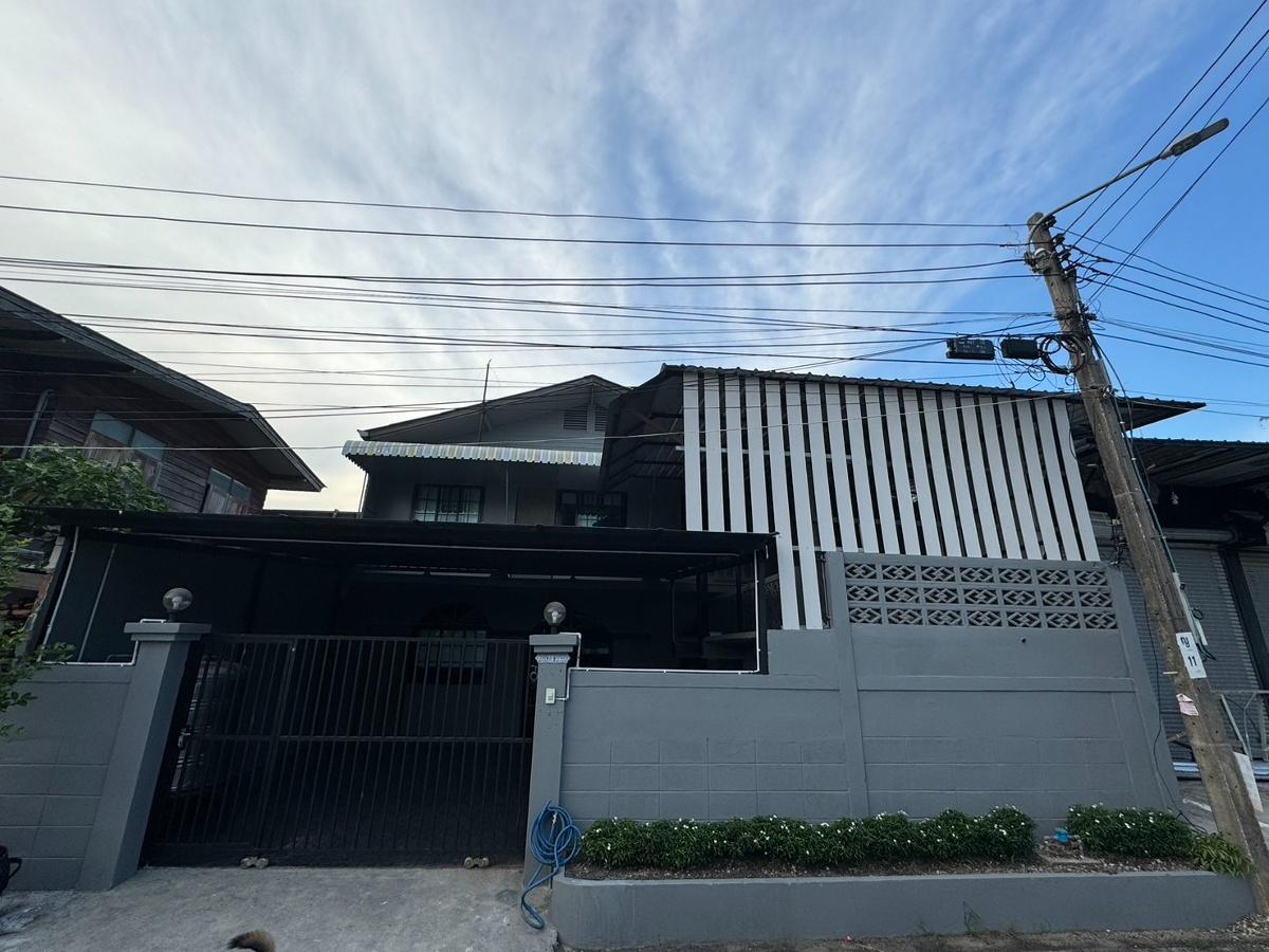 รูป ขายบ้าน 2 ชั้น ซอยสวนผัก 42 พุทธมณฑลสาย 1 ซอย 57 - รูปที่ 1/13