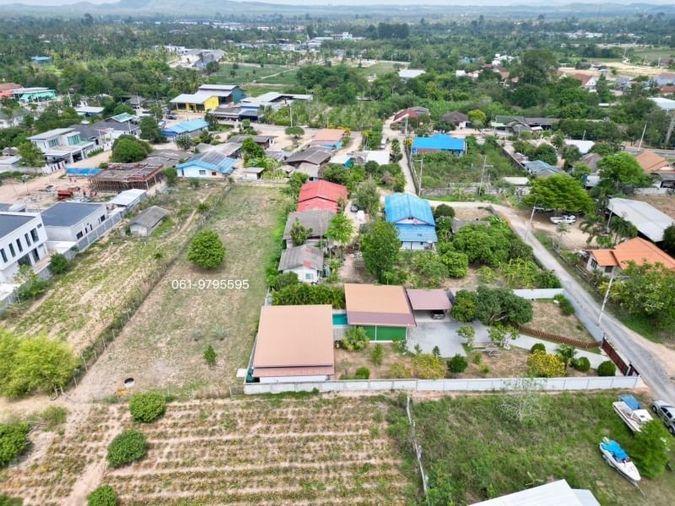 รูป ที่ดินพัทยา ห้วยใหญ่ 668ตรว. พร้อมบ้านและสระว่ายน้ำ ทำเลดี ชลบุรี  - รูปที่ 4/9