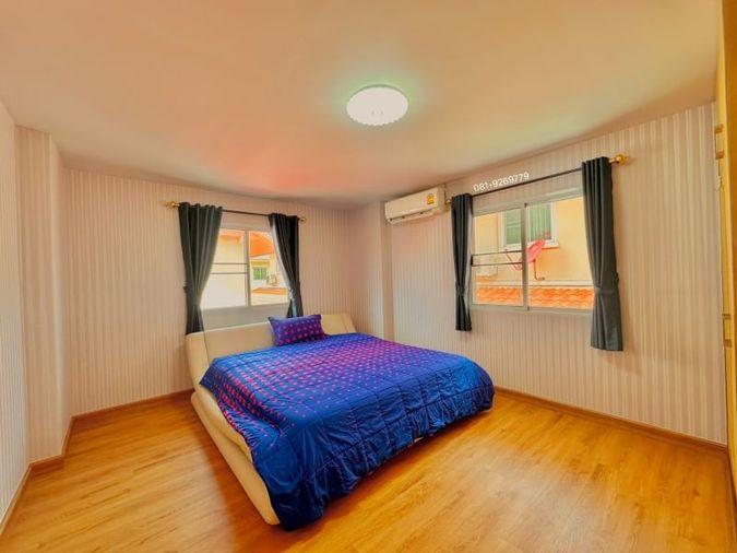 รูป บ้านเดี่ยวมือสองศรีราชา หมู่บ้านมณีรินทร์เพลส 1 ตกแต่งพร้อมอยู่ ชลบุรี - รูปที่ 13/15