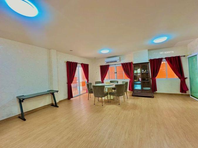 รูป บ้านเดี่ยวมือสองศรีราชา หมู่บ้านมณีรินทร์เพลส 1 ตกแต่งพร้อมอยู่ ชลบุรี - รูปที่ 5/15