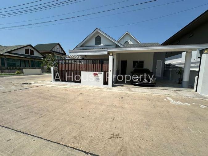 รูป บ้านมือสองบางแสน หมู่บ้านปลื้มสุขบางแสน หัวมุม ถนนข้าวหลาม ชลบุรี - รูปที่ 1/13