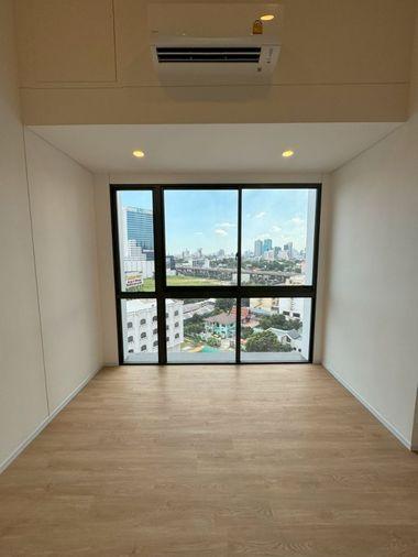 picture P-137049 High Ceiling! Landmark MRT: 1 Bed City View, Only 3.45M! | Line Id: @easythaihome | 085-592-2897 - 1/10