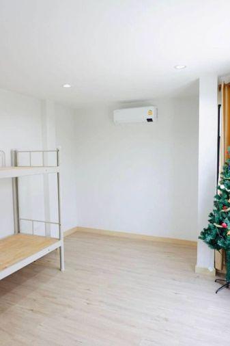 รูป บ้านแฝด บางแสน อรินสิริ ไพรเวซี่ ใกล้ตลาดปาร์คอิน ชลบุรี - รูปที่ 8/12