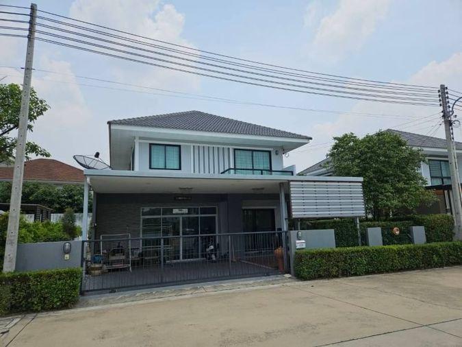 picture Second-hand house in Sriracha Maneerin Privacy Village, Chakkho, near J Park, Chonburi - 1/9