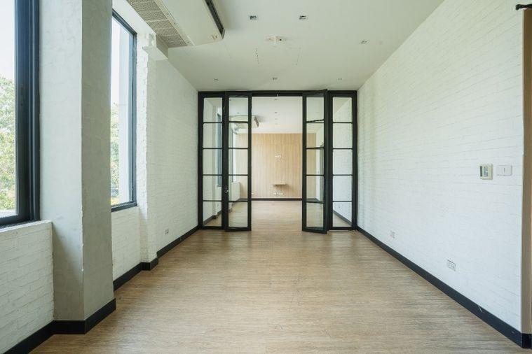 picture For rent shop space Suitable for a shop, office, special school, Soi Sukhumvit 69 in the S69 project. - 17/27