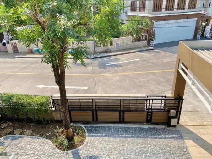 picture Second-hand detached house in Sriracha, large house, The Boulevard Project, Sriracha, Chonburi - 16/17