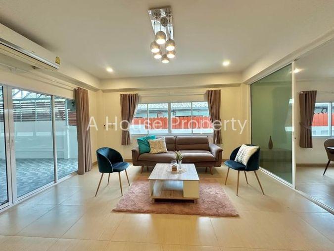 รูป บ้านแฝดมือสองศรีราชา 2 ชั้น พร้อมเฟอร์ โซนเก้ากิโล ศรีราชา ชลบุรี - รูปที่ 6/20