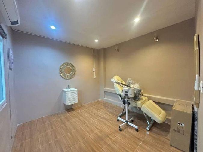 picture Second-hand semi-detached house in Sriracha, 2 floors, with furniture, nine kilometers zone, Sriracha, Chonburi - 16/20