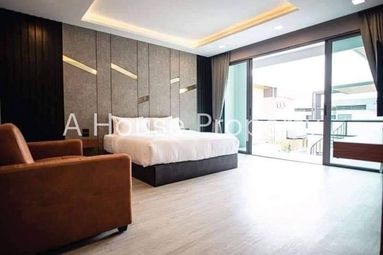 รูป ขายบ้านพลูวิลล่าพัทยา สไตล์โมเดิร์น ตกแต่งพร้อมเฟอร์ ซอยทุ่งกลม-ตาลหมัน - รูปที่ 10/18