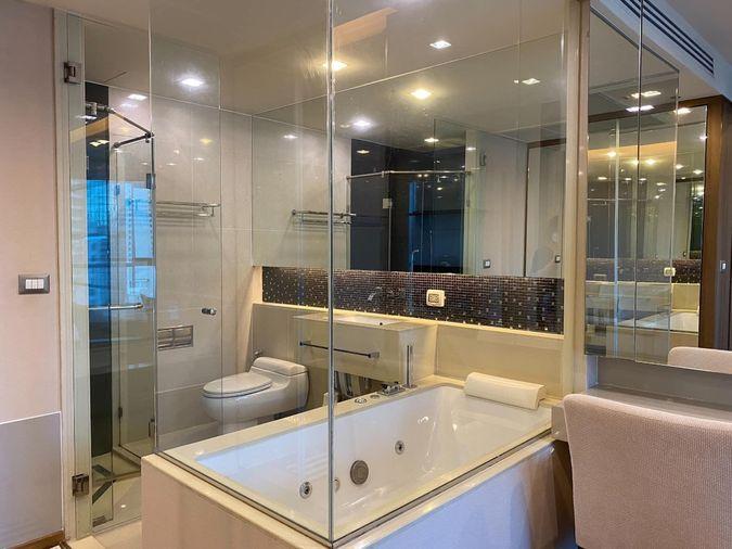 picture G8019💛中国客户，请加微信。(在联系方式的旁边)For rent The Address Sathorn Line ❤️💜@condopremium💜❤️Ready to move in ⬛🟨 📞 065 695 3645🟨⬛ - 15/20