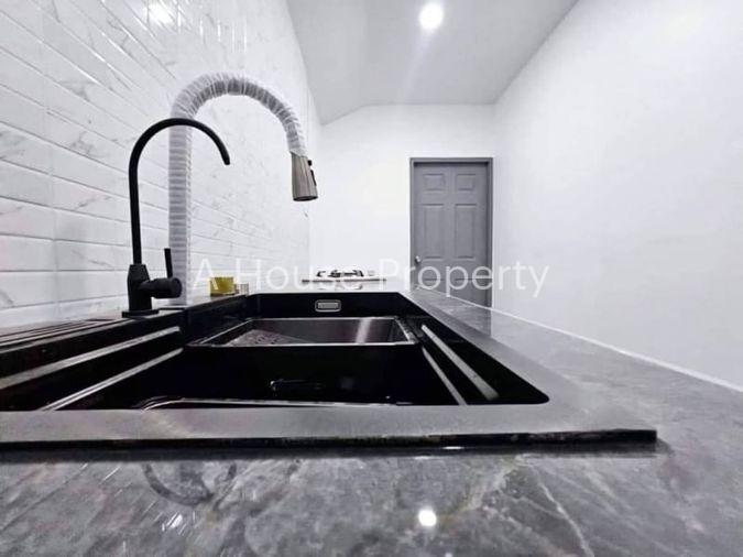 รูป บ้านแฝดมือสองศรีราชา ราคาถูก รีโนเวทใหม่ โซนเก้ากิโล - รูปที่ 17/20