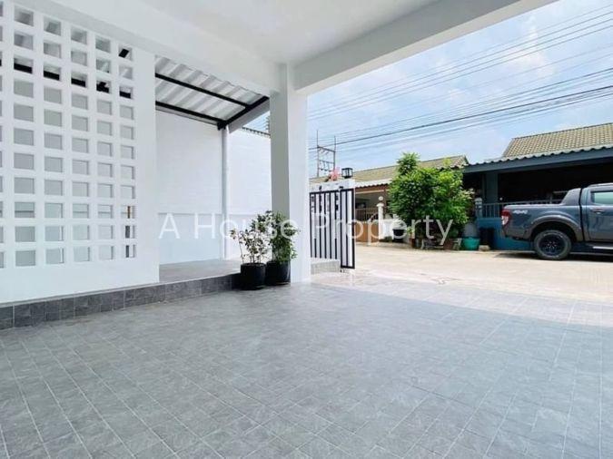 รูป บ้านแฝดมือสองศรีราชา ราคาถูก รีโนเวทใหม่ โซนเก้ากิโล - รูปที่ 19/20