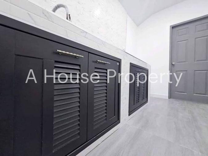 picture Second-hand semi-detached house in Sriracha, cheap price, newly renovated, nine-kilometre zone. - 16/20