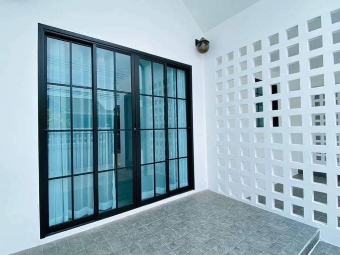 picture Second-hand semi-detached house in Sriracha, cheap price, newly renovated, nine-kilometre zone. - 5/20