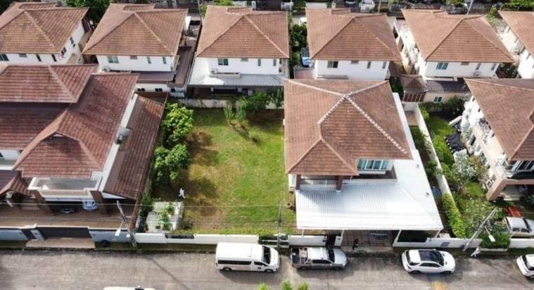 รูป บ้านเดียวศรีราชา หลังใหญ่ โครงการเดอะ บูเลอวาร์ด ศรีราชา ชลบุรี  - รูปที่ 1/16
