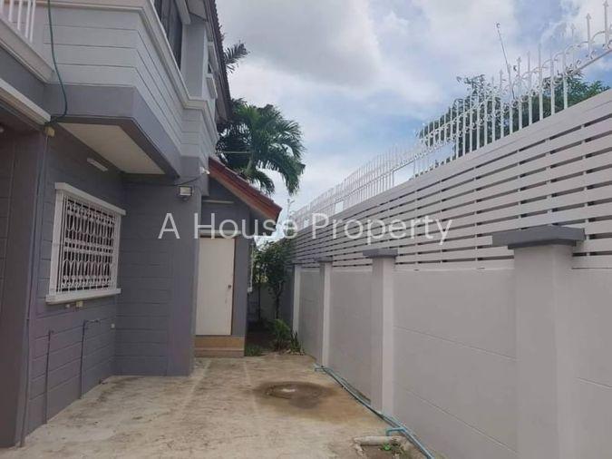 รูป บ้านเดี่ยวศรีราชา 2 ชั้น หมู่บ้านอัมพรเพลส ศรีราชา ชลบุรี - รูปที่ 7/8