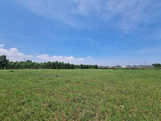 picture Beautiful plot of land for sale, orange area, complete with water and electricity, Nong Kham zone, Sriracha. - 4/17