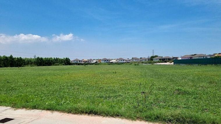 picture Beautiful plot of land for sale, orange area, complete with water and electricity, Nong Kham zone, Sriracha. - 6/17