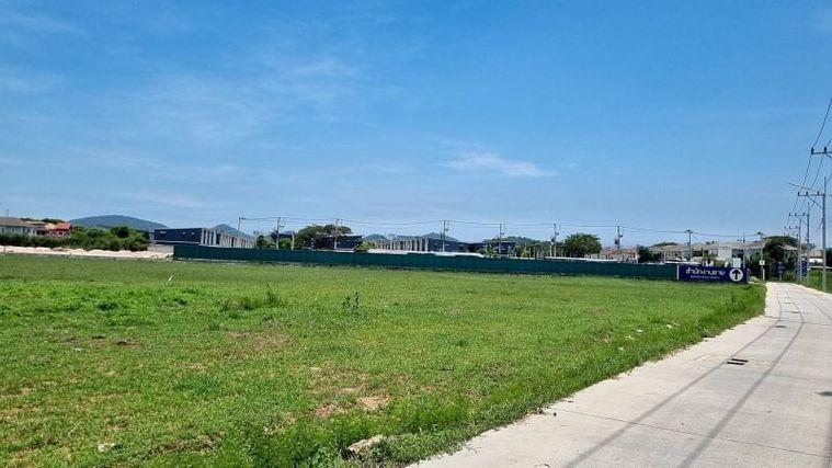 picture Beautiful plot of land for sale, orange area, complete with water and electricity, Nong Kham zone, Sriracha. - 7/17
