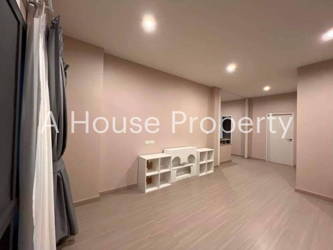 picture Second-hand detached house in Sriracha Supalai Pride Village, Nong Kham, Sriracha, Chonburi - 13/19