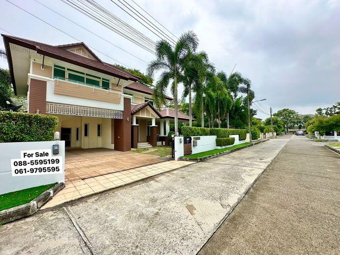 picture Second-hand detached house in Sriracha, large house, The Boulevard Project, Sriracha, Chonburi. - 1/20