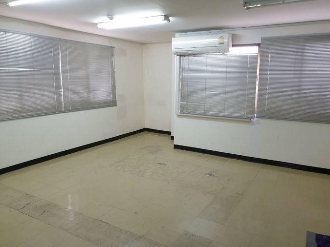 picture  home office for sale, Condo Sathorn Place, near BTS Krung Thonburi. - 8/9