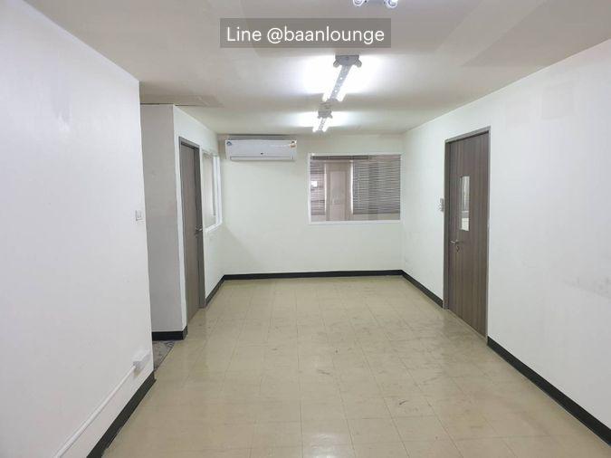 picture home office for sale, Condo Sathorn Place, near BTS Krung Thonburi. - 3/9