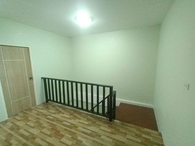 picture Second-hand semi-detached house, cheap price, Country Village 3, Bueng, Sriracha, Chonburi - 8/18