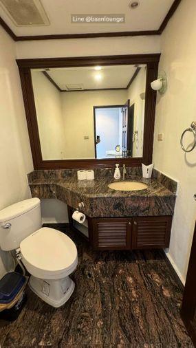 picture Richmond Palace, 3 Bed, 3 Bath, - 15/23