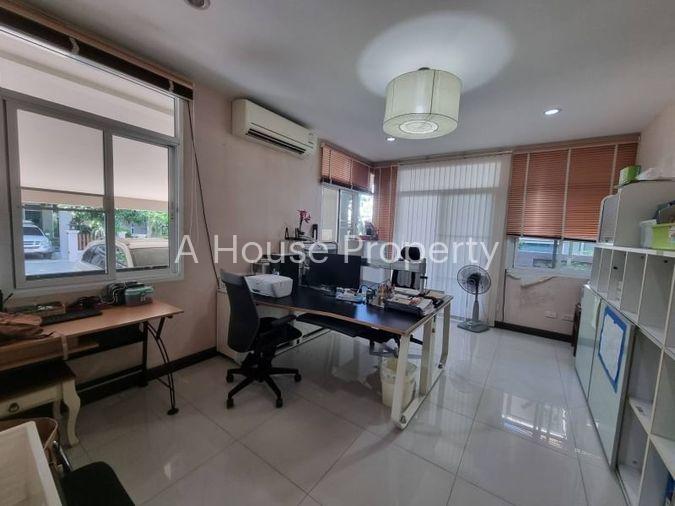 รูป ขายบ้านเดี่ยวศรีราชา 2 ชั้น หมู่บ้านธาราปุระ เฟส 2 ศรีราชา ชลบุรี - รูปที่ 6/19