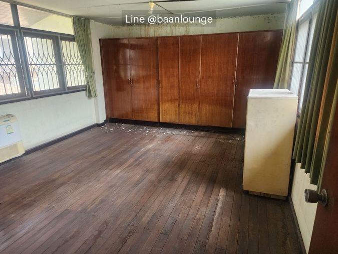 picture House for rent, shop for rent in Soi Thonglor 23, near BTS Thonglor. - 7/11