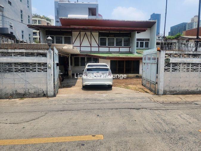 picture House for rent, shop for rent in Soi Thonglor 23, near BTS Thonglor. - 2/11